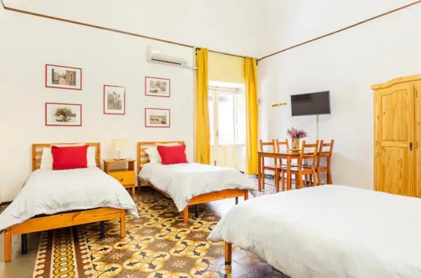 Albachiara Guesthouse カターニア エクステリア 写真